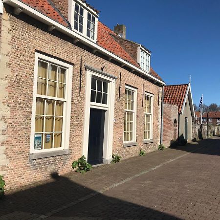 Tuinkamer In Monumentaal Pand Veere Exteriér fotografie