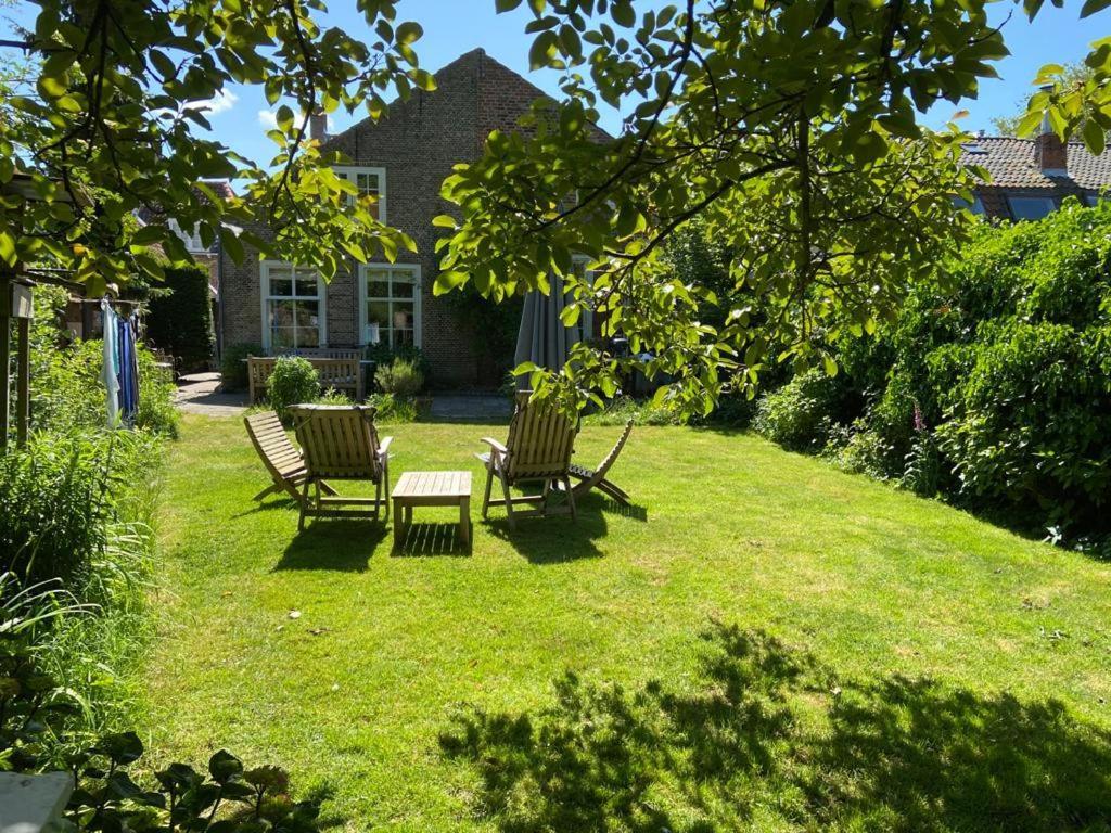 Tuinkamer In Monumentaal Pand Veere Exteriér fotografie